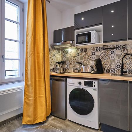 Place Carnot - Studio Tout Equipe Avec Jacuzzi Proche Toutes Commodites Carcassonne Luaran gambar